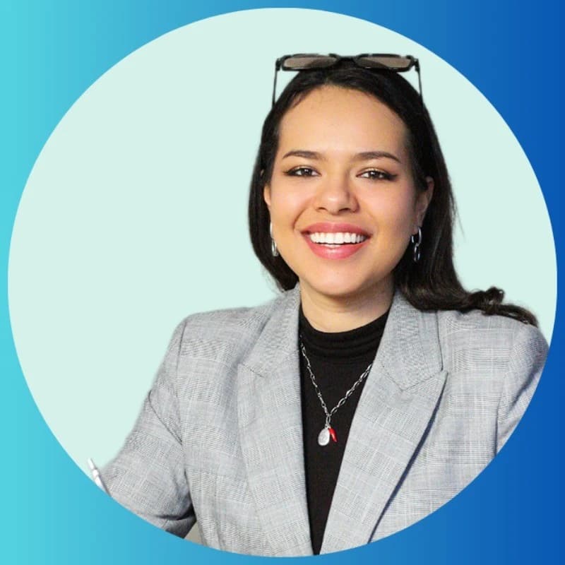 Laura Emilia B.